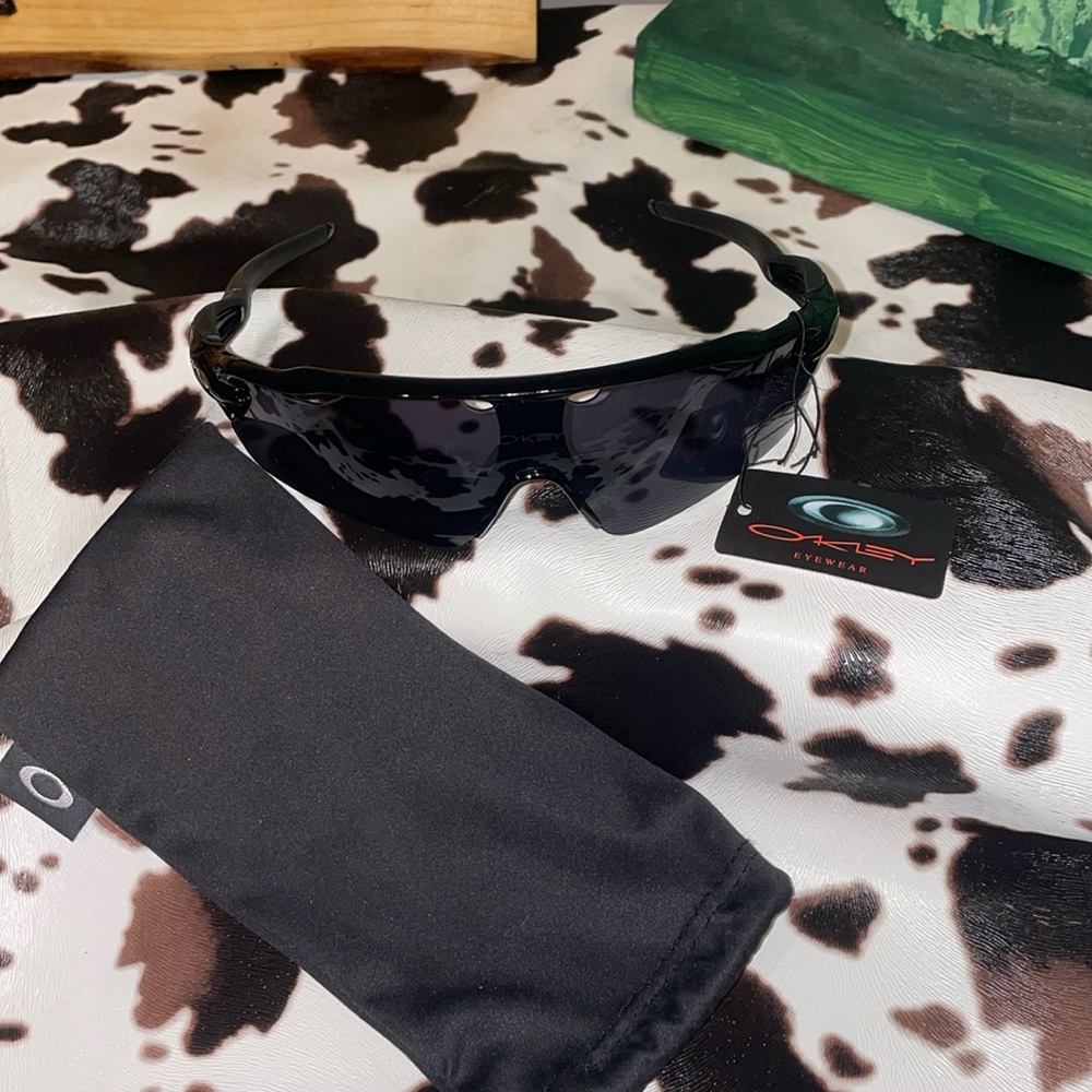 Oakley sunglasses